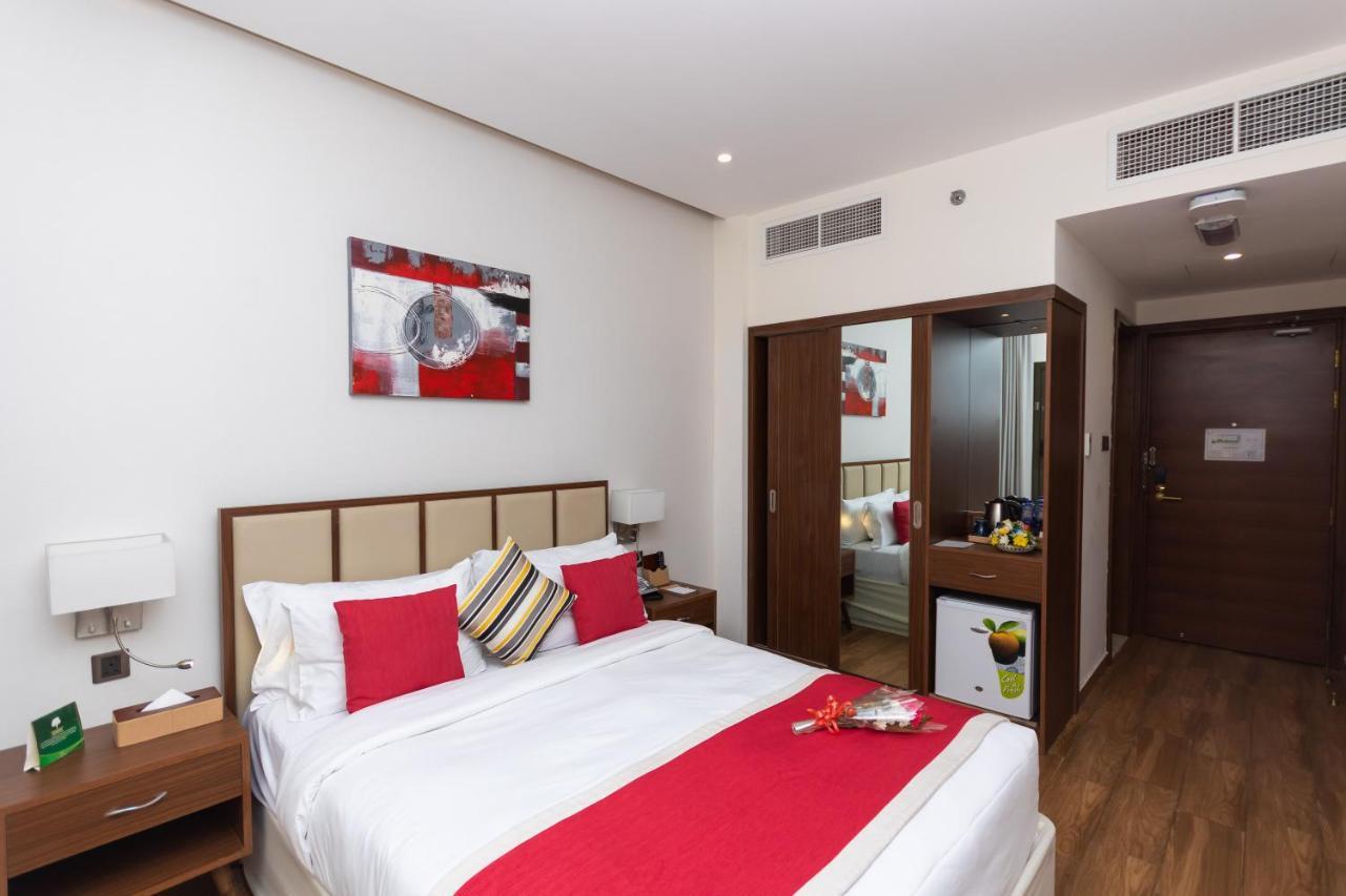 Le Wana Hotel Dubai Exterior foto